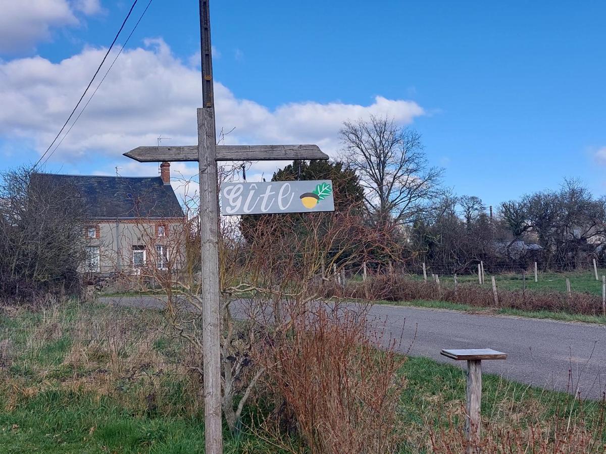 Gite Du Grand Chene Saint-Léger-Magnazeix Exteriér fotografie